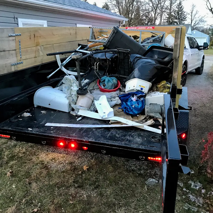 Roll-off dumpster delivered to a residential driveway in Bourbonnais